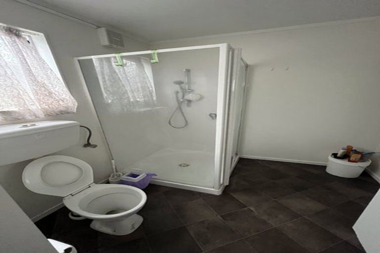 Photo of property in 9-11 Thimble Lane, Whitby, Porirua, 5024