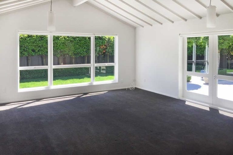 Photo of property in 61 Glandovey Road, Fendalton, Christchurch, 8052