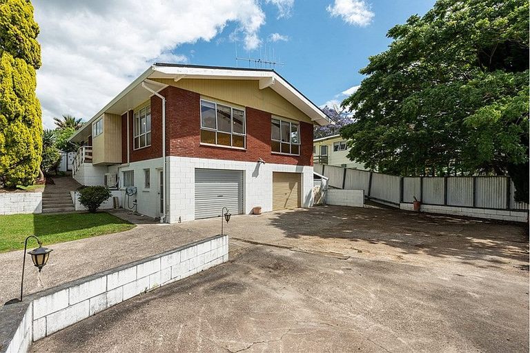 Photo of property in 10 Milsom Place, Te Puke, 3119