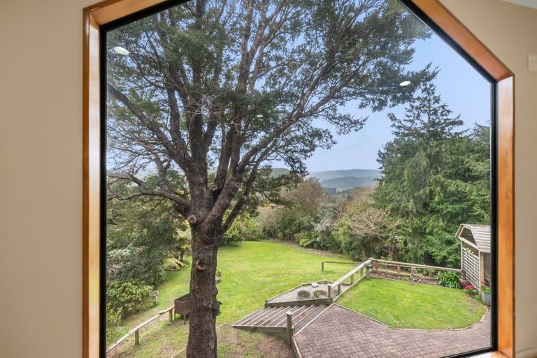 Photo of property in 3 Roseveare Grove, Te Marua, Upper Hutt, 5018