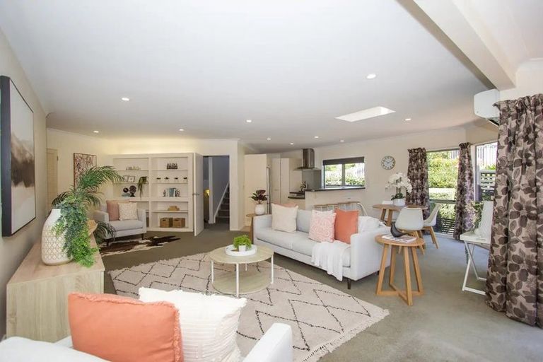 Photo of property in Boxhill Close, 33f5 Box Hill, Khandallah, Wellington, 6035