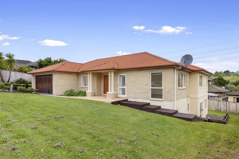 Photo of property in 22 Kinleith Way, Albany, Auckland, 0632