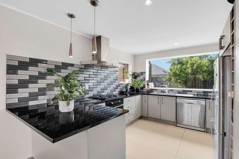 Photo of property in 31 Gadsby Road, Favona, Auckland, 2024