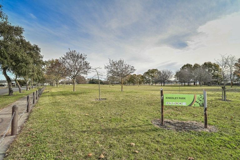 Photo of property in 19 Weddell Street, Flaxmere, Hastings, 4120