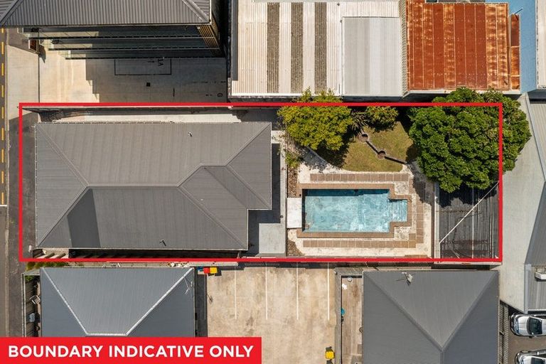 Photo of property in 148 Molesworth Street, New Plymouth, 4312