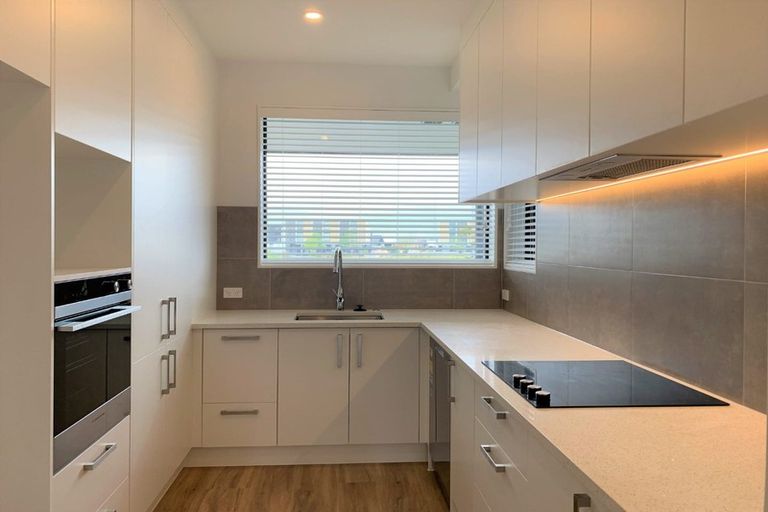 Photo of property in 35 Peihana Road, Hobsonville, Auckland, 0616