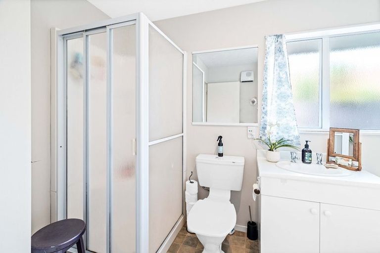 Photo of property in 2/38 Maxwell Street, Riccarton, Christchurch, 8041