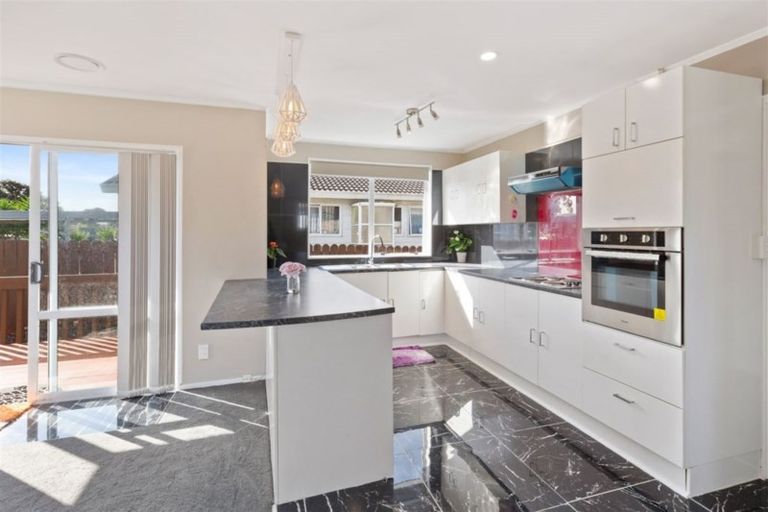 Photo of property in 3/66 Palmers Road, Clendon Park, Auckland, 2103