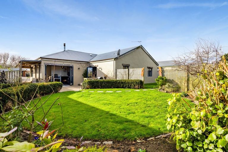 Photo of property in 35 Maire Street, Hawera, 4610