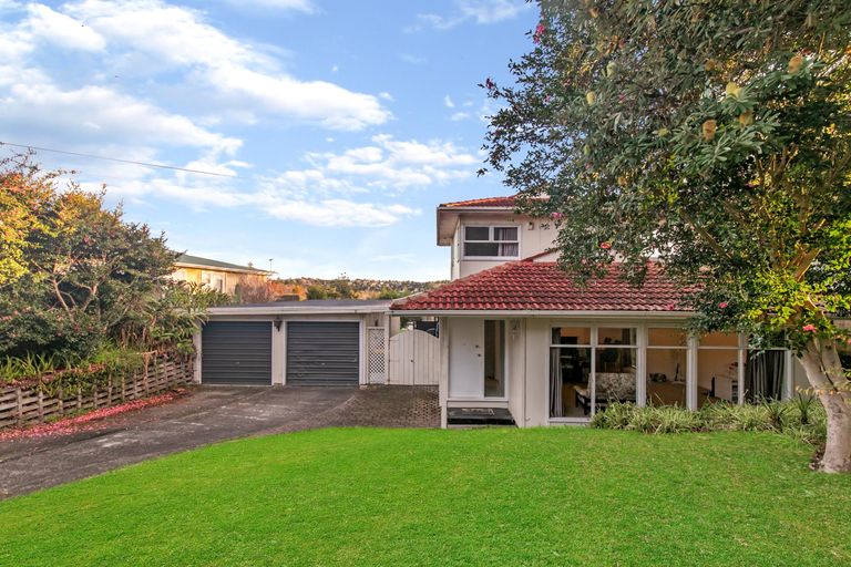 Photo of property in 44b Edgeworth Road, Glenfield, Auckland, 0629