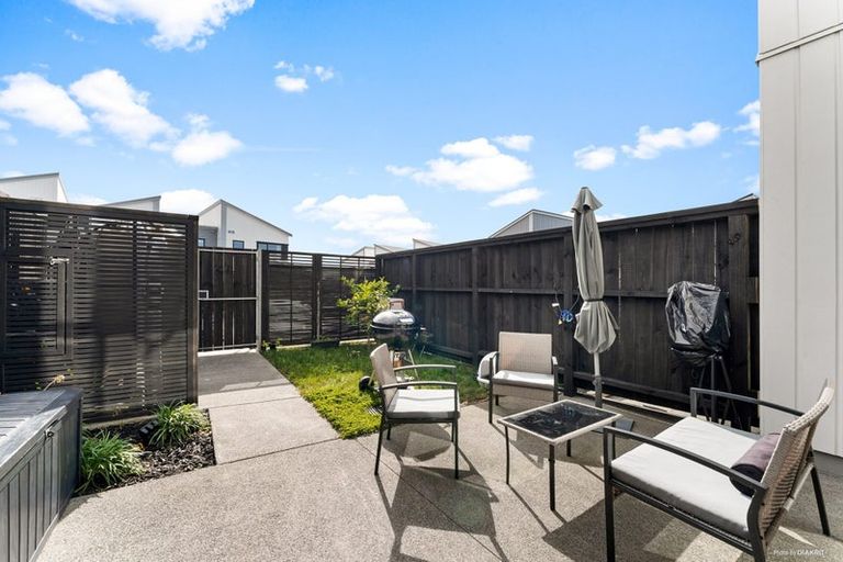 Photo of property in 12 Malcolm Calder Road, Hobsonville, Auckland, 0616