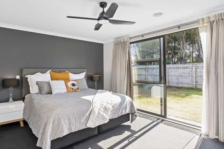 Photo of property in 11 Petrel Close, Paraparaumu Beach, Paraparaumu, 5032