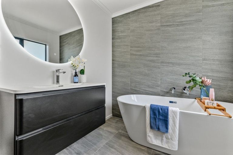 Photo of property in 110 Powells Road, Ruakura, Hamilton, 3214