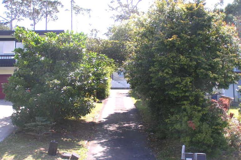 Photo of property in 1/38 Ravenwood Drive, Forrest Hill, Auckland, 0620