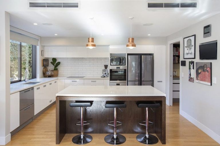 Photo of property in 28 Devonport Lane, St Albans, Christchurch, 8014