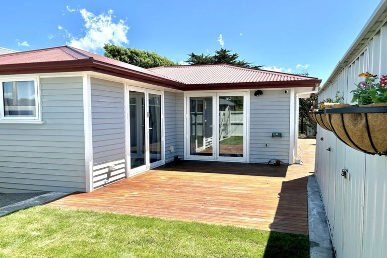 Photo of property in 42 Leaver Terrace, North New Brighton, Christchurch, 8083