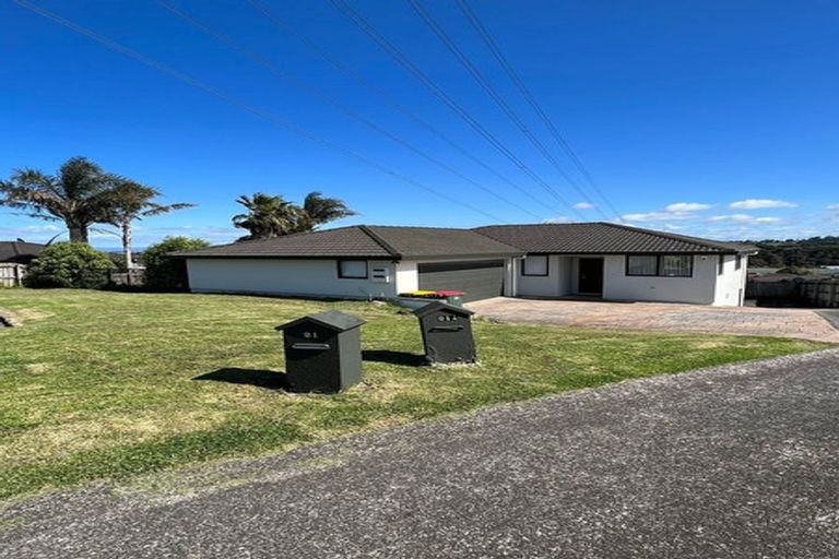 Photo of property in 21 Frederick Reece Drive, The Gardens, Auckland, 2105