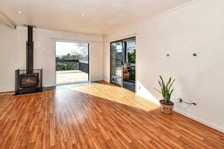 Photo of property in 34 Mcquarrie Avenue, Wattle Downs, Auckland, 2103