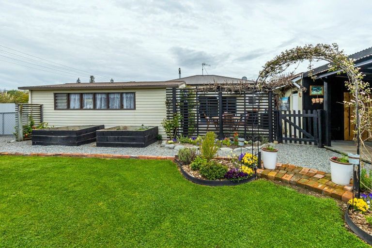 Photo of property in 4 Lewis Street, Geraldine, 7930