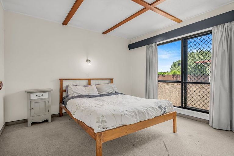 Photo of property in 2/807 Avenue Road East, Parkvale, Hastings, 4122