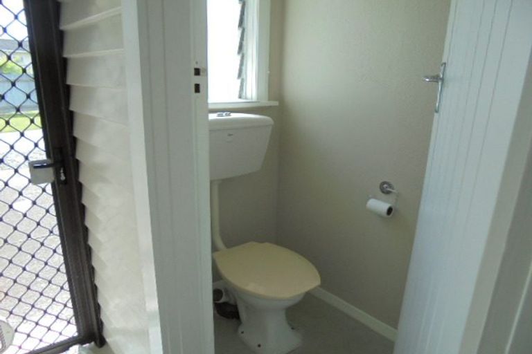 Photo of property in 180a Cambridge Street, Levin, 5510
