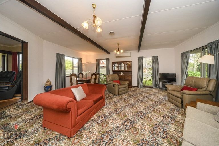 Photo of property in 8 Calder Place, Feilding, 4702