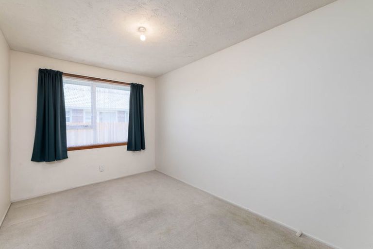 Photo of property in 2/547 Worcester Street, Linwood, Christchurch, 8011