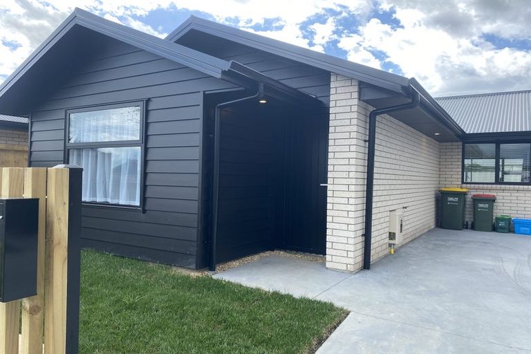 Photo of property in 92u2 Grandview Road, Hamilton, 3200