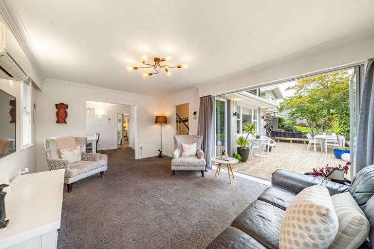 Photo of property in 18 Pempsey Street, Silverstream, Upper Hutt, 5019