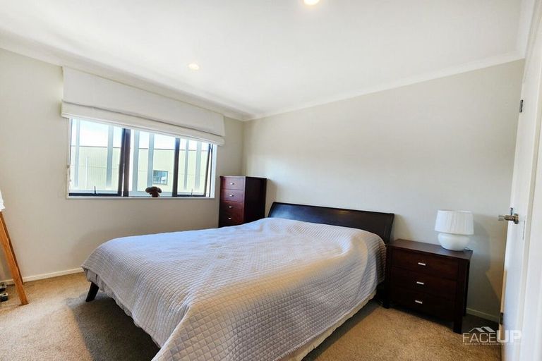 Photo of property in 5 Harakeke Road, Hobsonville, Auckland, 0616