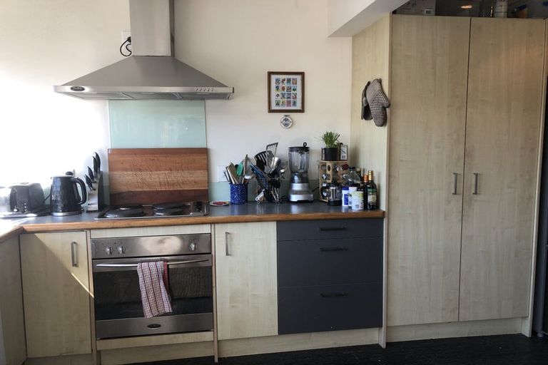 Photo of property in 22 Tamar Street, Island Bay, Wellington, 6023