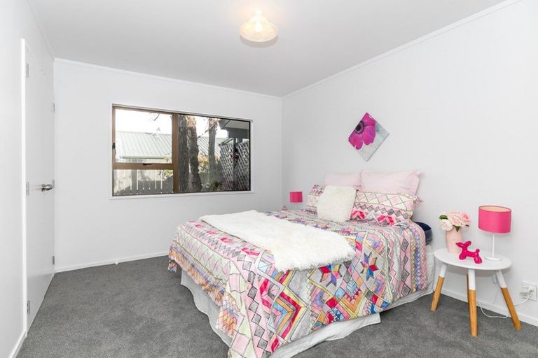 Photo of property in 309 Cameron Avenue, Te Awamutu, 3800