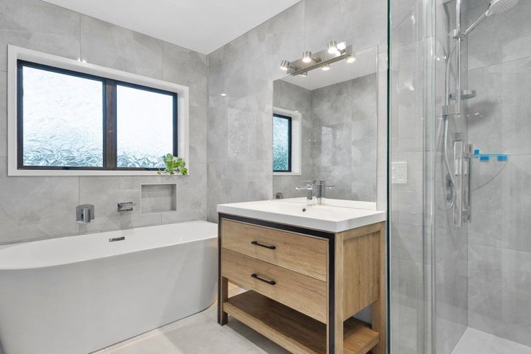 Photo of property in 16 Halyard Close, Flagstaff, Hamilton, 3210