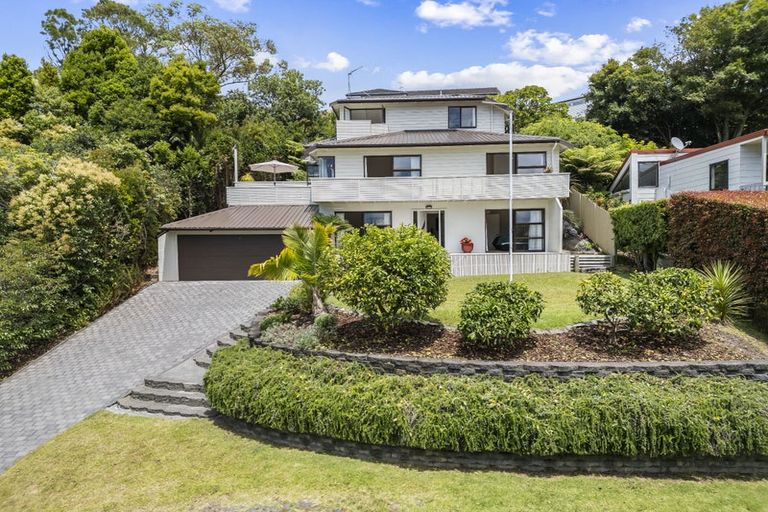 Photo of property in 5 Honeysuckle Lane, Mairangi Bay, Auckland, 0630