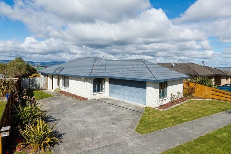 Photo of property in 77 Parnell Heights, Kelvin Grove, Palmerston North, 4414