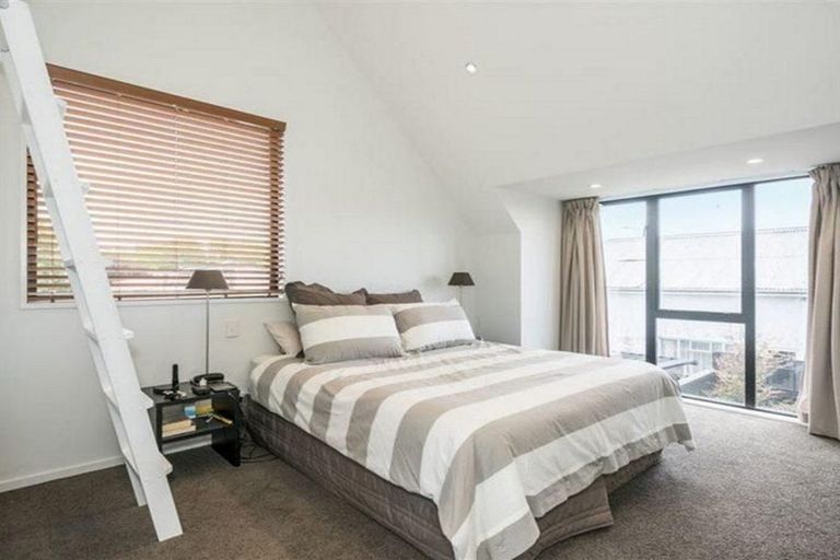 Photo of property in 1036d Colombo Street, St Albans, Christchurch, 8014