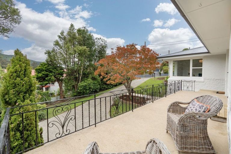 Photo of property in 3 Jason Street, Helensburgh, Dunedin, 9010
