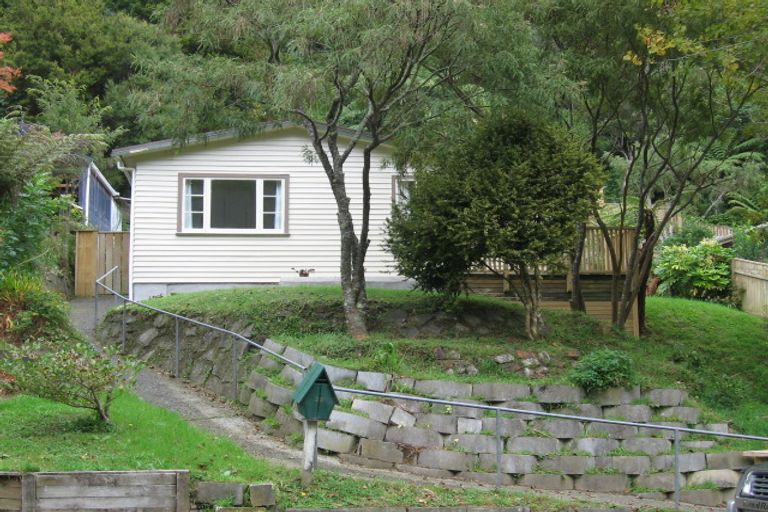 Photo of property in 26 Elmslie Road, Pinehaven, Upper Hutt, 5019