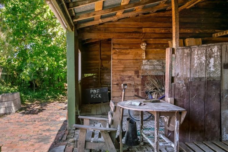 Photo of property in 119 Main Street, Greytown, 5712