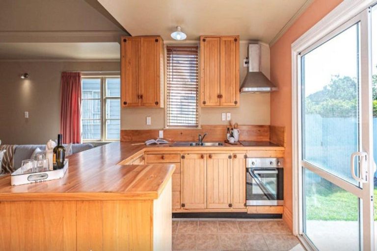 Photo of property in 36 Tawa Street, Gonville, Whanganui, 4501
