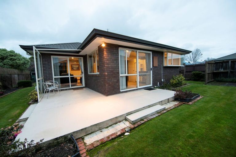 Photo of property in 2/134 Highsted Road, Casebrook, Christchurch, 8051