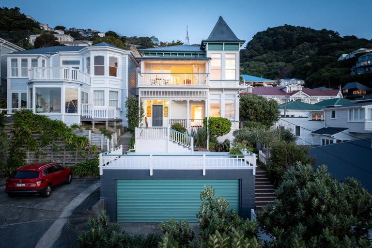 Photo of property in 4 Baring Street, Oriental Bay, Wellington, 6011