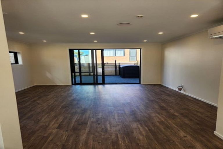 Photo of property in 14 Joseph Bolton Crescent, Trentham, 5018