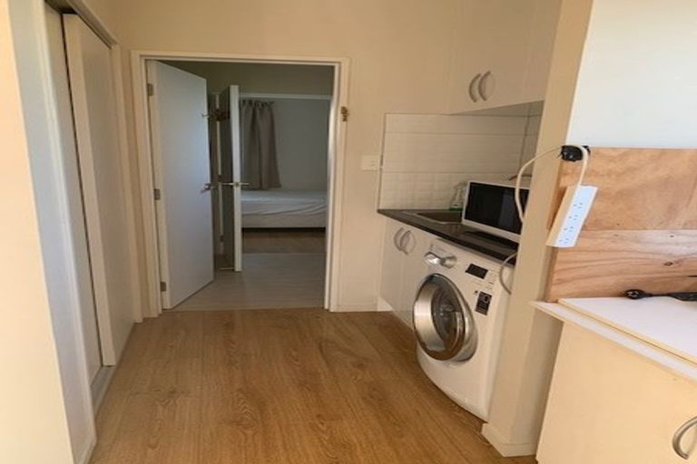 Photo of property in 21 Laquinta Place, Flat Bush, Auckland, 2019