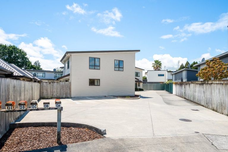 Photo of property in 2/13 Korimako Street, Frankton, Hamilton, 3204