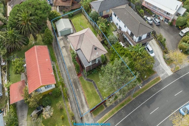 Photo of property in 30 Ransom Smyth Drive, Goodwood Heights, Auckland, 2105