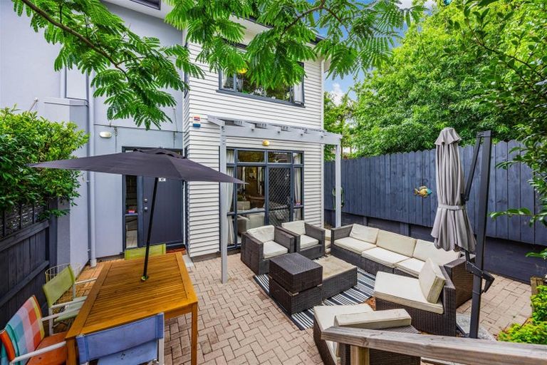Photo of property in 47/2 Armoy Drive, East Tamaki, Auckland, 2016
