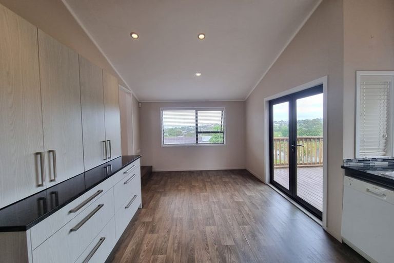 Photo of property in 2/88 Glamorgan Drive, Torbay, Auckland, 0630