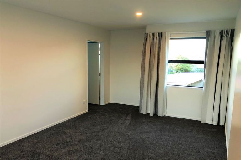 Photo of property in 49 Olliviers Road, Phillipstown, Christchurch, 8011