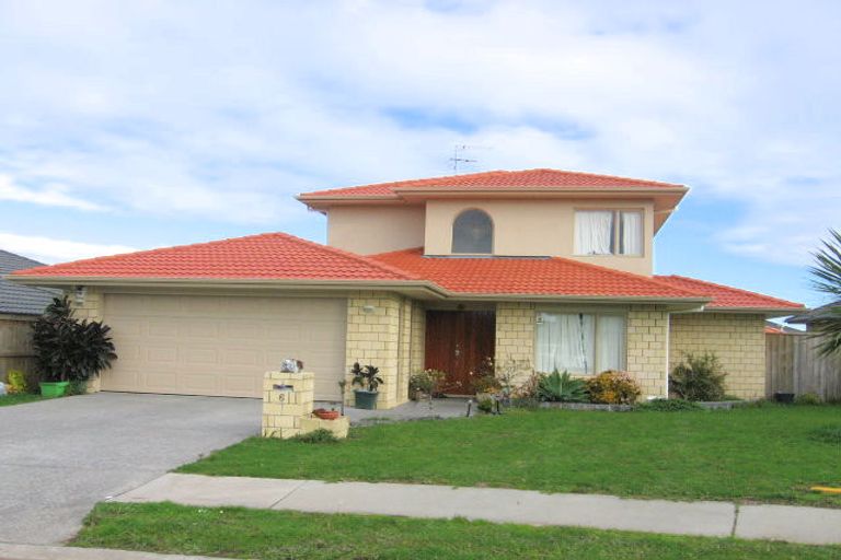 Photo of property in 6 Camith Close, Flat Bush, Auckland, 2016